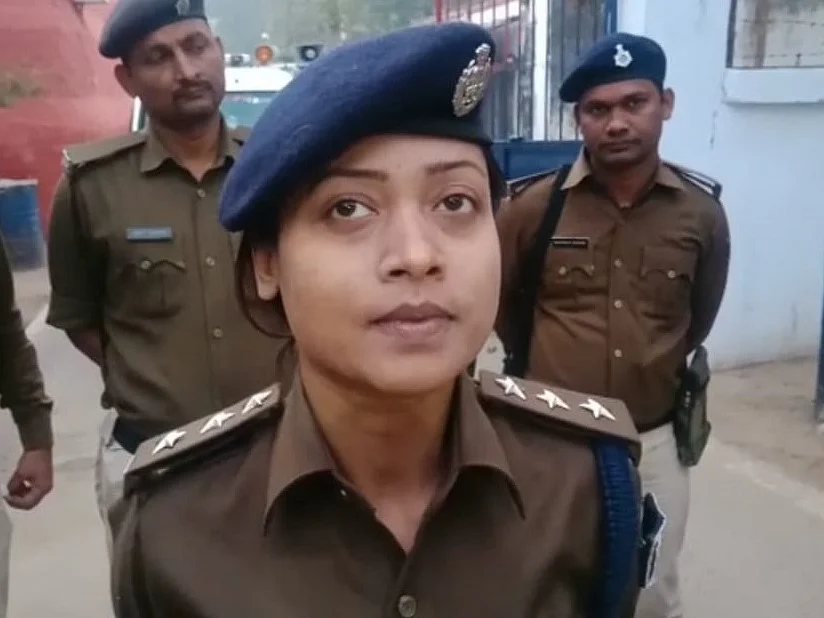 அதிரடி ரெய்டால் சிக்கிய`பாகுபலி' எம்.எல்.ஏ! - ஒரே இரவில் `லேடி சிங்க'மான ஐ.பி.எஸ் அதிகாரி!