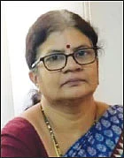 செல்வி சுகுமாரன், நிதி ஆலோசகர்
