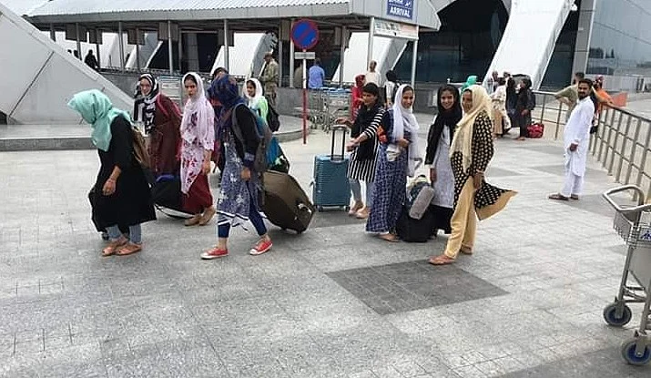 kashmir Girls