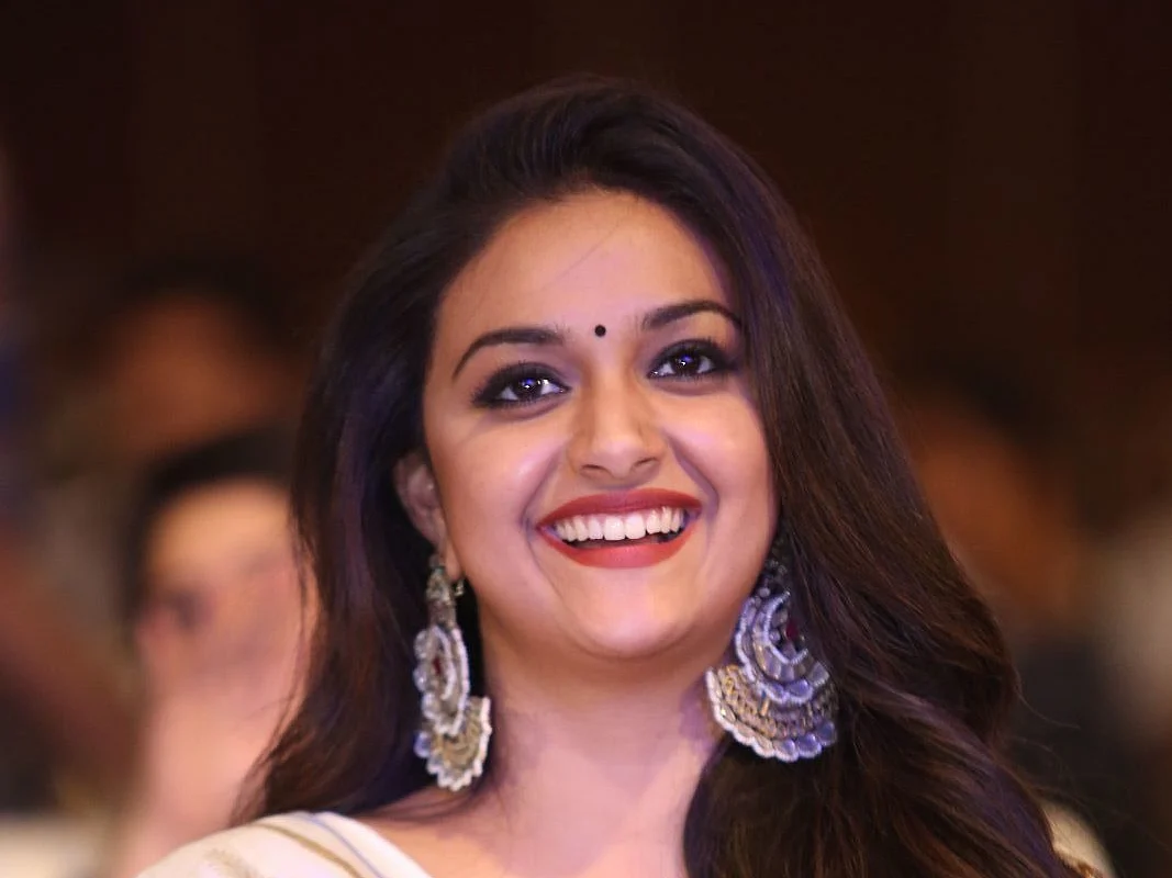 `முன்னாள் கால்பந்து வீரரின் பயோபிக்!’ - கீர்த்தி சுரேஷின் பாலிவுட் பட அப்டேட்ஸ்