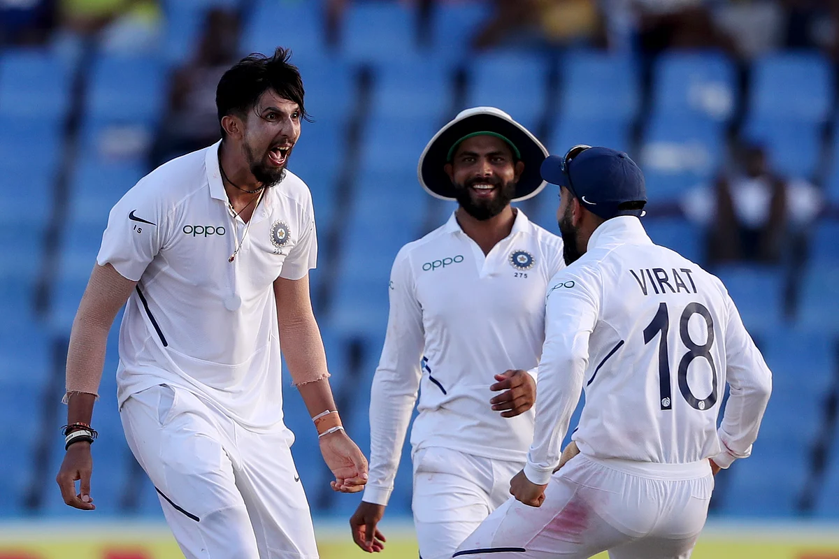Ishanth - jadeja - kohli