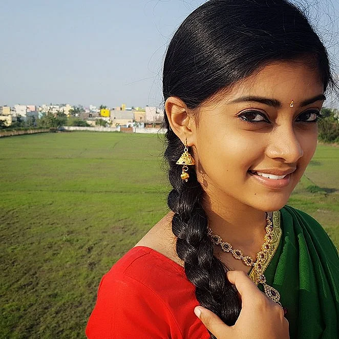 அம்மு அபிராமி