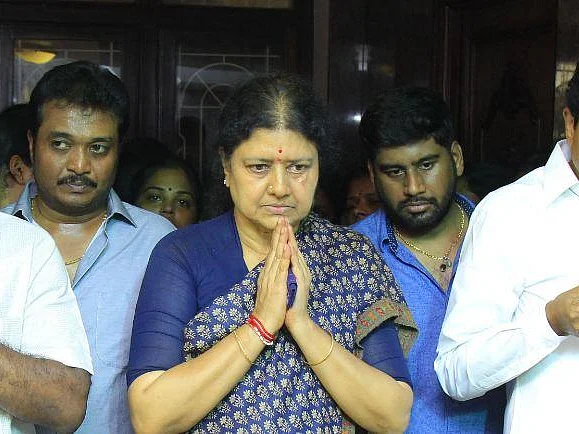தஞ்சை: `டிசம்பர் 3-ம் தேதி சசிகலா சிறையிலிருந்து விடுதலை?’ - உற்சாகத்தில் உறவுகள்