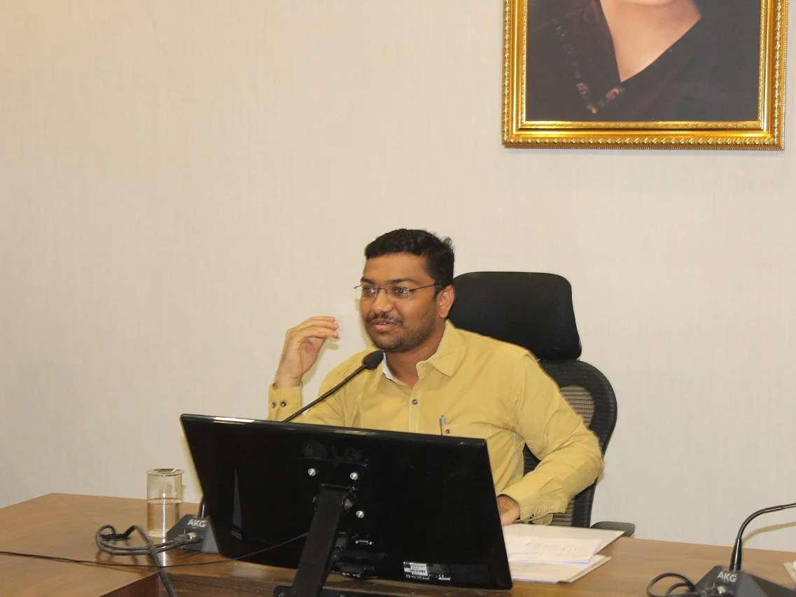 `மனிதக் கழிவுகளை அகற்ற 3 ரோபோக்கள்!’ - கோவை மாநகராட்சியின் புதிய அறிவிப்பு