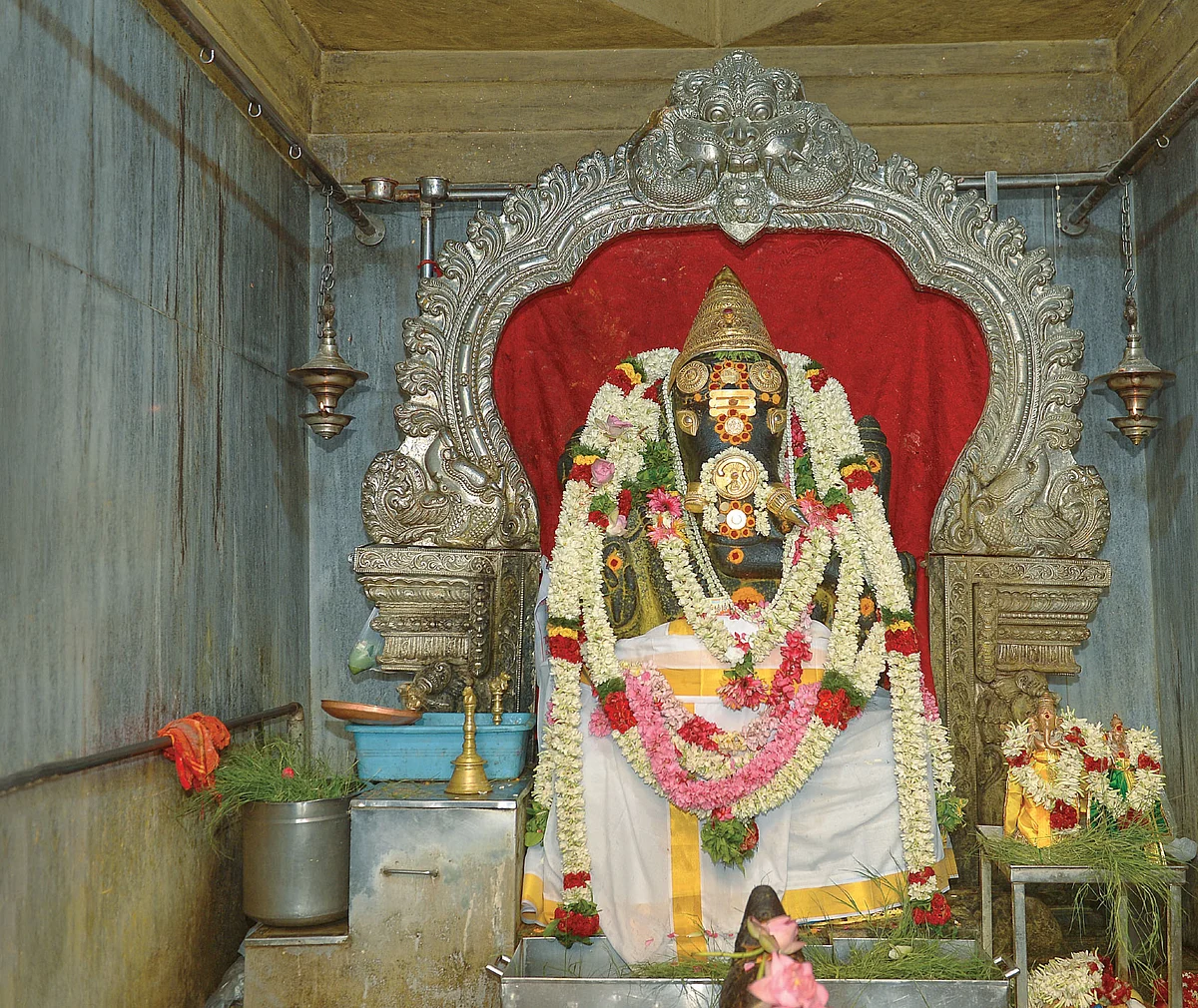 நினைத்தது நிறைவேற நட்சத்திர அலங்காரம்!