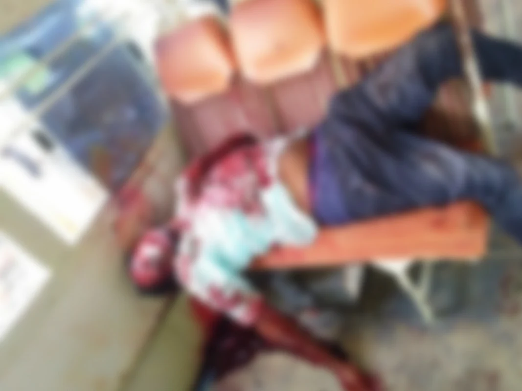 திருவண்ணாமலை அருகே ஓடும் பேருந்தில் இளைஞர் வெட்டிக்கொலை! - 10 பேர் கும்பல் வெறிச்செயல்