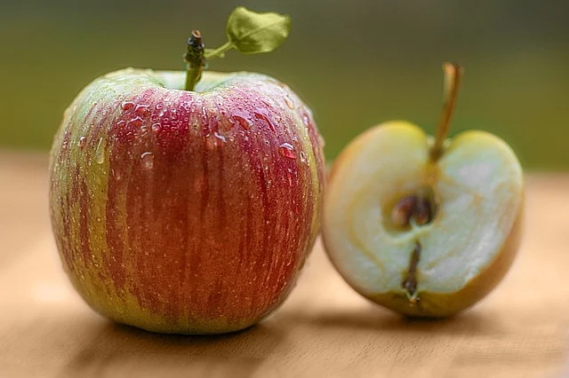 Apple Seed