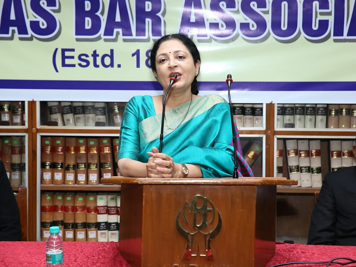 `சென்னையிலே குடியேற விரும்புகிறேன்!’- பிரிவு உபசார விழாவில் தஹில் ரமானி உருக்கம்