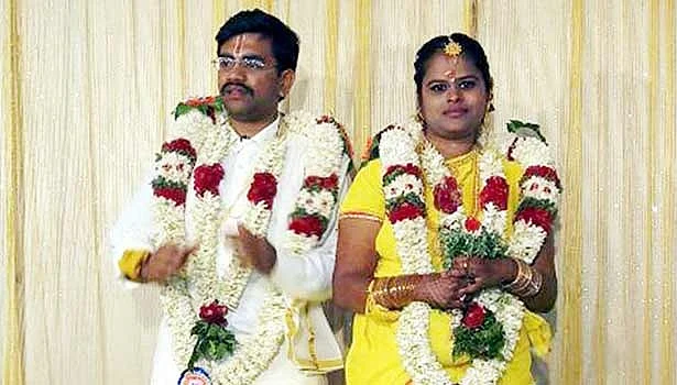 முதல் மனைவியுடன் அரவிந்த் தினேஷ்