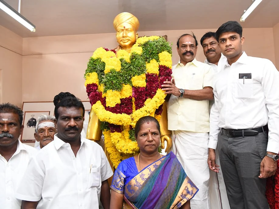 `ஸ்டாலின் காலம் முழுவதும் பொறுத்துக்கொண்டே இருக்க வேண்டியதுதான்!' - கடம்பூர் ராஜு