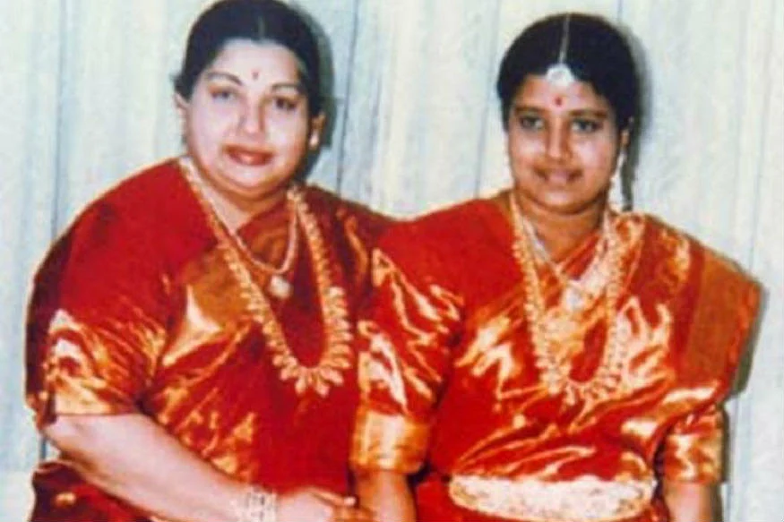 ஜெயலலிதாவும் சசிகலாவும்...