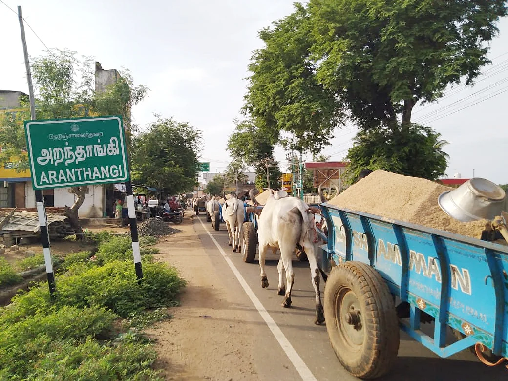 மிரட்டிய மணல் மாஃபியாக்கள், அதிகாலை ரெய்டு! - அதிரடி காட்டிய அறந்தாங்கி பெண் டிஎஸ்பி