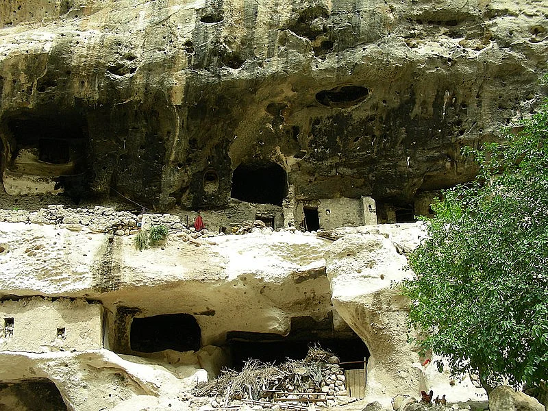 Human made Caves, Hasankeyf