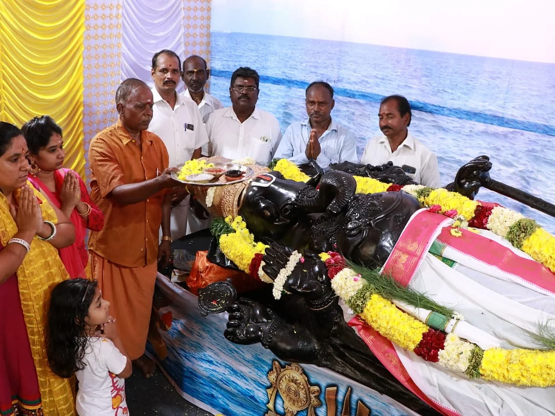 இன்ஸ்டன்ட் பிள்ளையார் முதல் அத்திவரதர் விநாயகர் வரை! - விநாயகர் சதுர்த்தி கோலாகல புகைப்படங்கள்