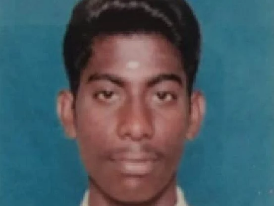 பெட்ரோல் ஊற்றிப் பற்றவைக்கப்பட்ட ஜோதி! - விளையாட்டு விழாவில் ப்ளஸ் 2 மாணவருக்கு நேர்ந்த துயரம்