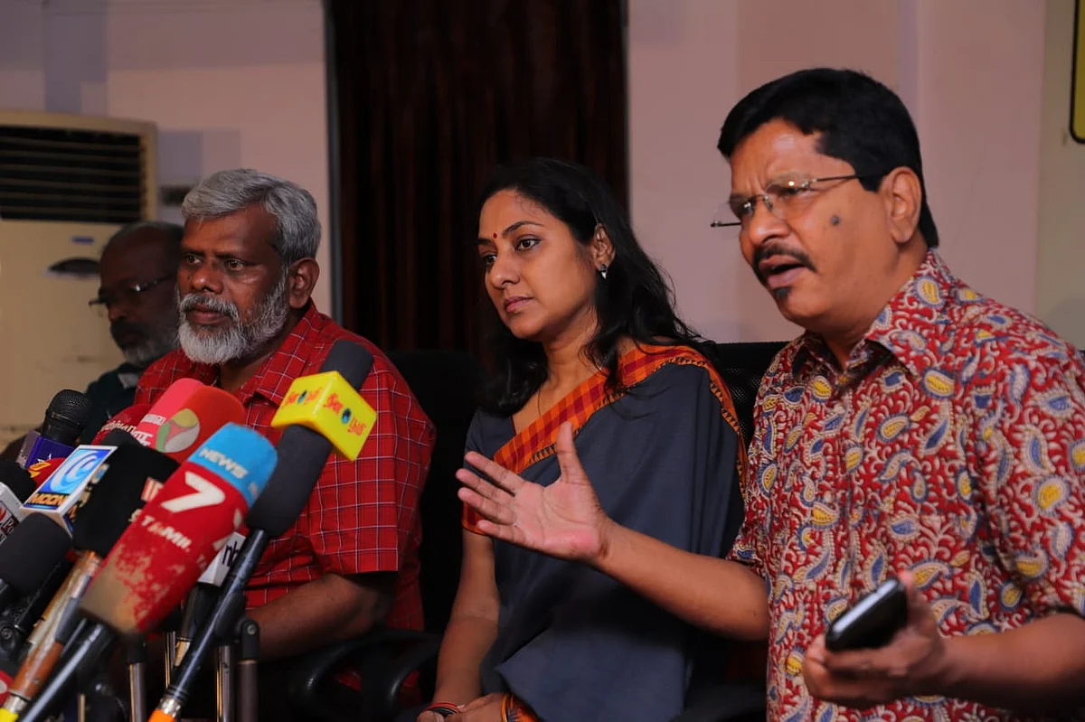 நாடகக்கலைஞர் பிரளயன்