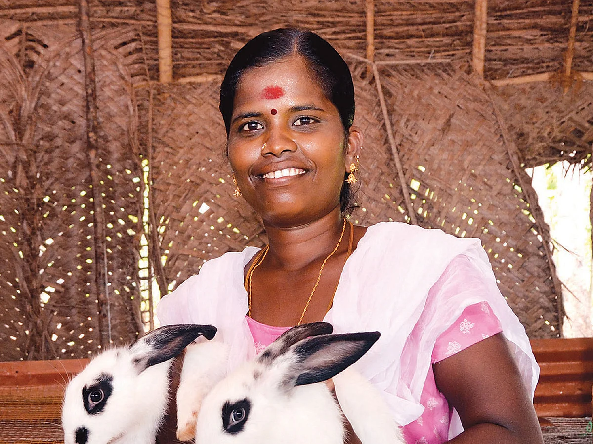 கஷ்டங்களைத் தாண்டி முன்னேற வேண்டும்!