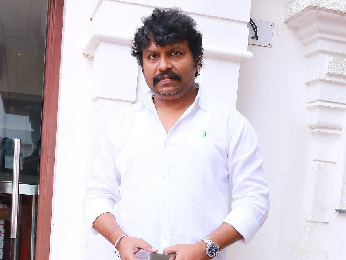 ```விஸ்வாசம்' வசூலின் உண்மை, விஷாலின் போக்கு, ஆன்லைன் புக்கிங்கில் அரசின் அதிரடி!''- ஜே.எஸ்.கே.சதீஷ்