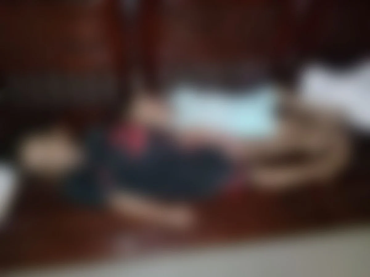 கத்தி, கயிறு, சிதறிக் கிடந்த பொருள்கள்! - 3 உயிர்களுக்கு நியாயம் கேட்கும் குடும்பத்தினர்