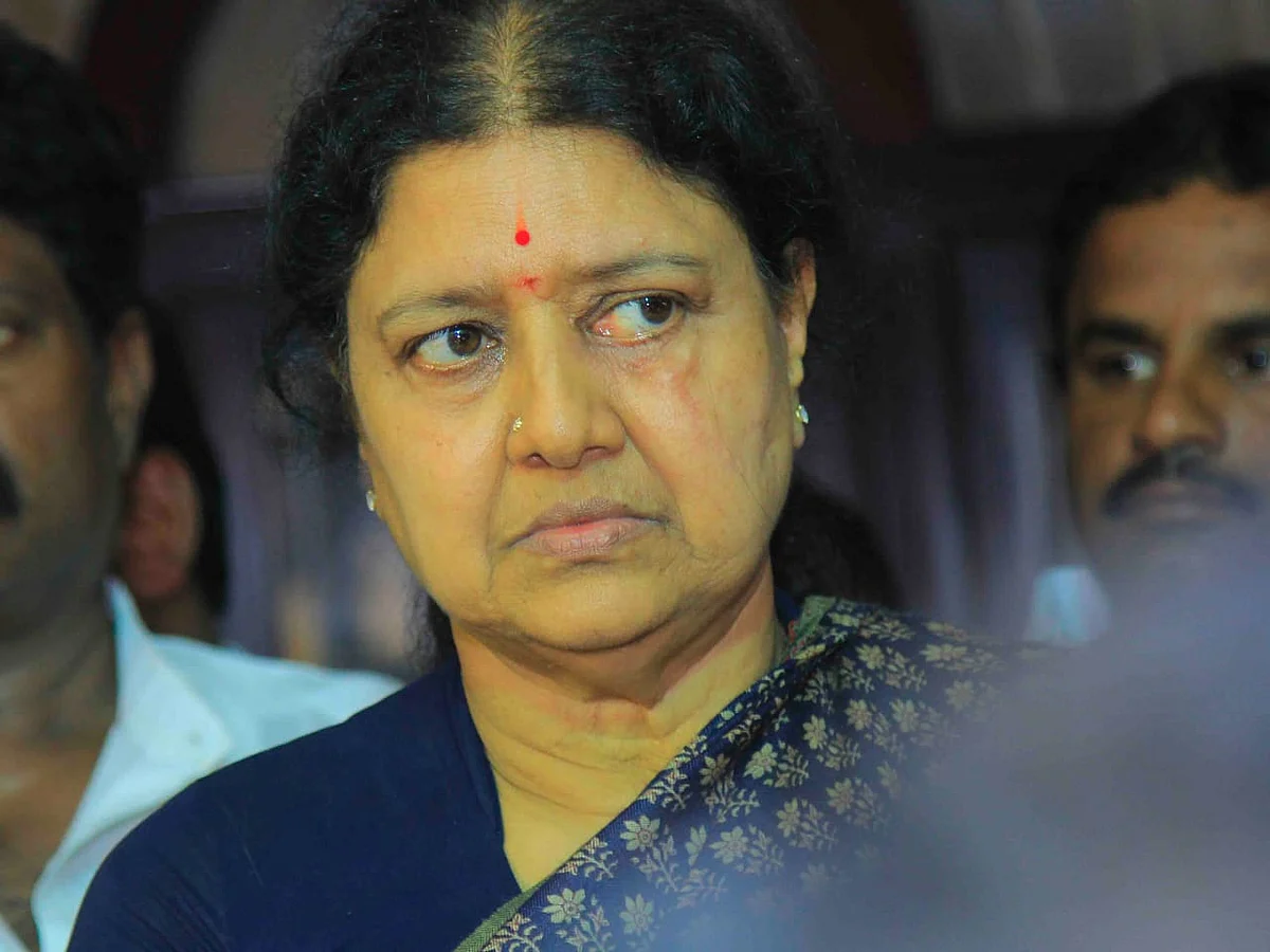 'எப்போது வெளியில் வருகிறார் சசிகலா?' - தினகரனின் 'அமைதி' பின்னணி