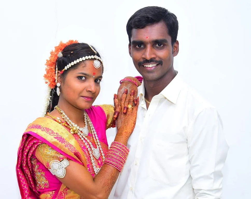 மணிகண்டன் - திவ்யா