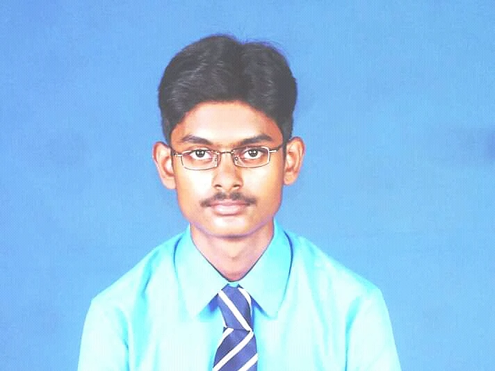 `11 வருஷமாச்சு, அவன் இறப்புக்குப்பின் பண்டிகை கொண்டாடறதில்ல'- ஹிதேந்திரனை நினைத்துக் கலங்கும் தந்தை