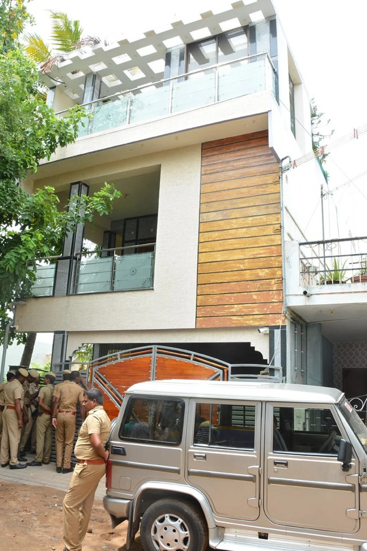 nalini house