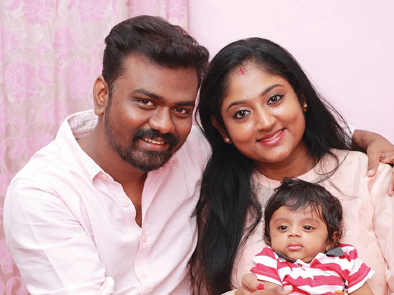 டைட்டில் கார்டு - 18