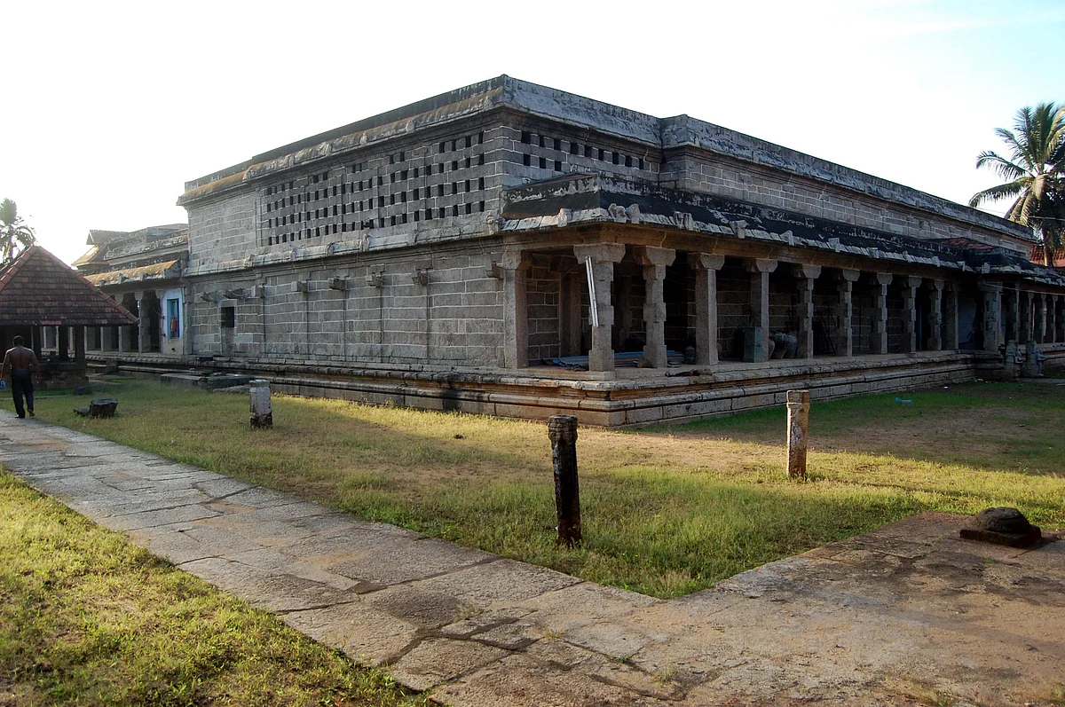 திருவட்டார் ஆதிகேசவ பெருமாள் திருக்கோயில் பிரகாரங்கள்