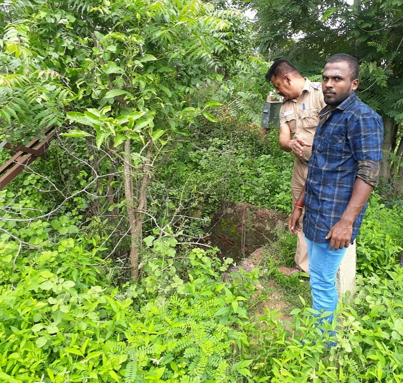 ஆழ்துளைக் கிணறுகளை மூட களம் இறங்கிய இன்ஸ்பெக்டர்