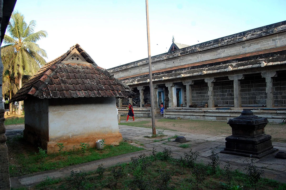 திருவட்டார் ஆதிகேசவ பெருமாள் திருக்கோயில் பிரகாரங்கள்