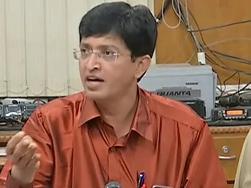 `ராதாகிருஷ்ணன் ஐ.ஏ.எஸ் தலைமையில் சிறப்புக் குழு’ - சென்னையில் வைரஸ் பரவலைத் தடுக்க தீவிர நடவடிக்கை