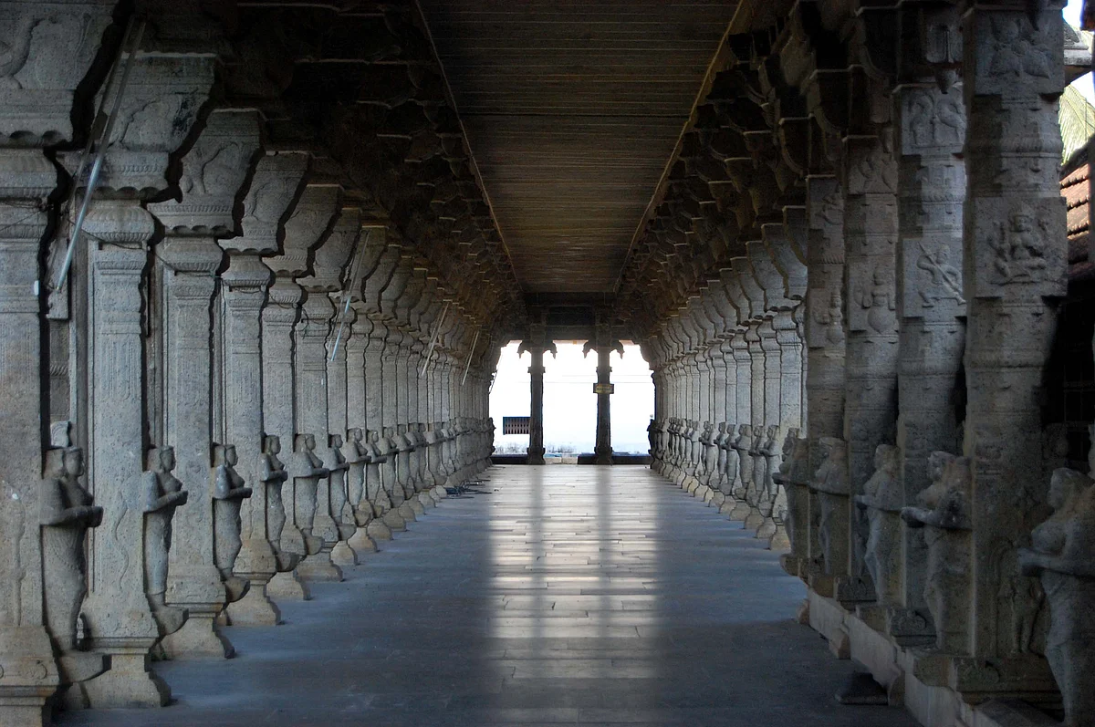 திருவட்டார் ஆதிகேசவ பெருமாள் திருக்கோயில் கலைநயம்மிக்க பிரகாரங்கள்