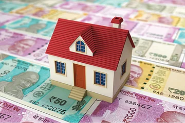 மாத வருமானத்தில் 50% இ.எம்.ஐ சரியா? - வீட்டுக் கடன் கைடன்ஸ் | A Guidance to handle housing loan
