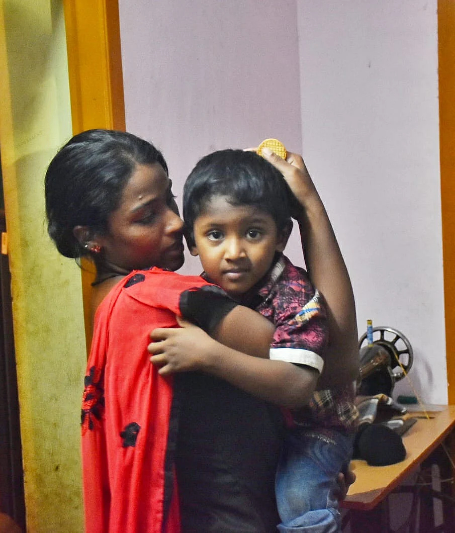 கேரளப் பெண்ணுடன் சுஜித்தின் அண்ணன்