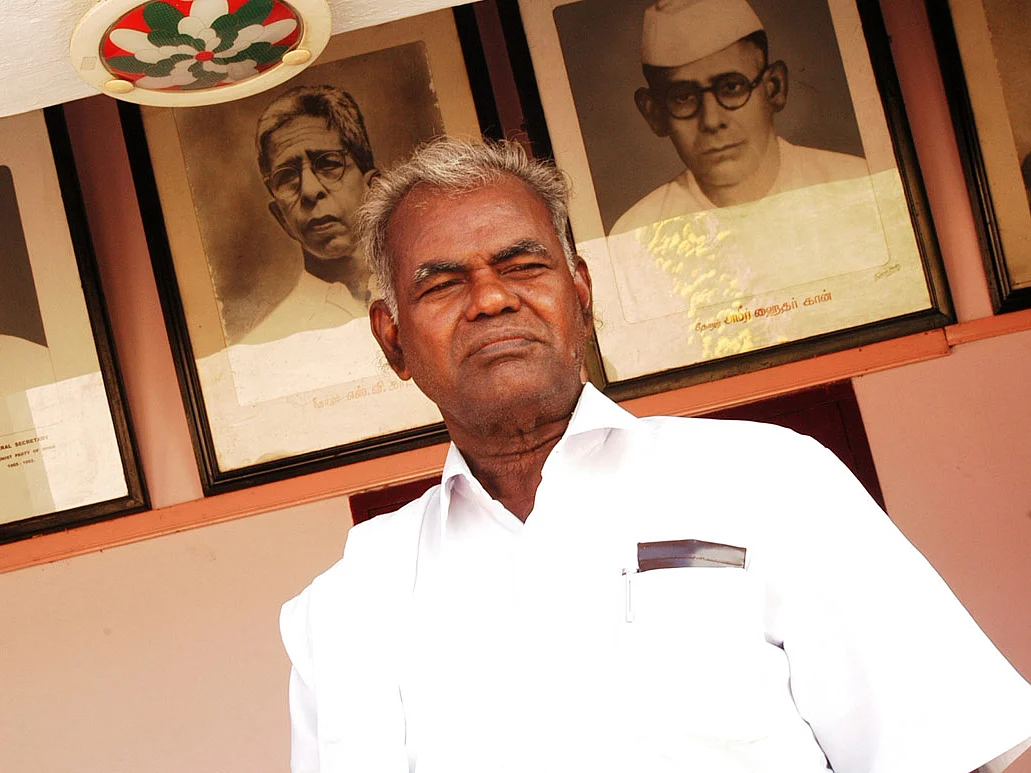 ``கோடி ரூபாயை வைத்து நான் என்ன செய்ய?" - தோழர் நல்லகண்ணு #VikatanVintage