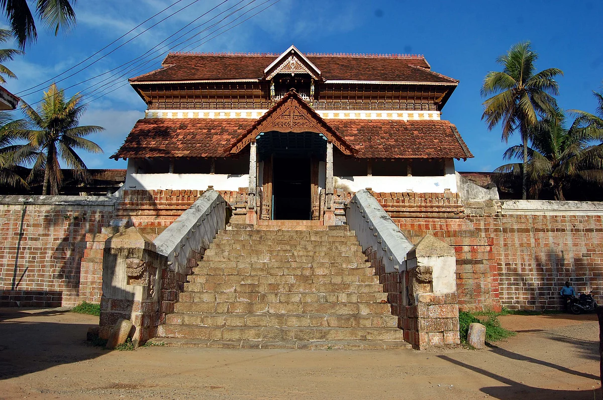 திருவட்டார் ஆதிகேசவ பெருமாள் திருக்கோயில் முகப்பு
