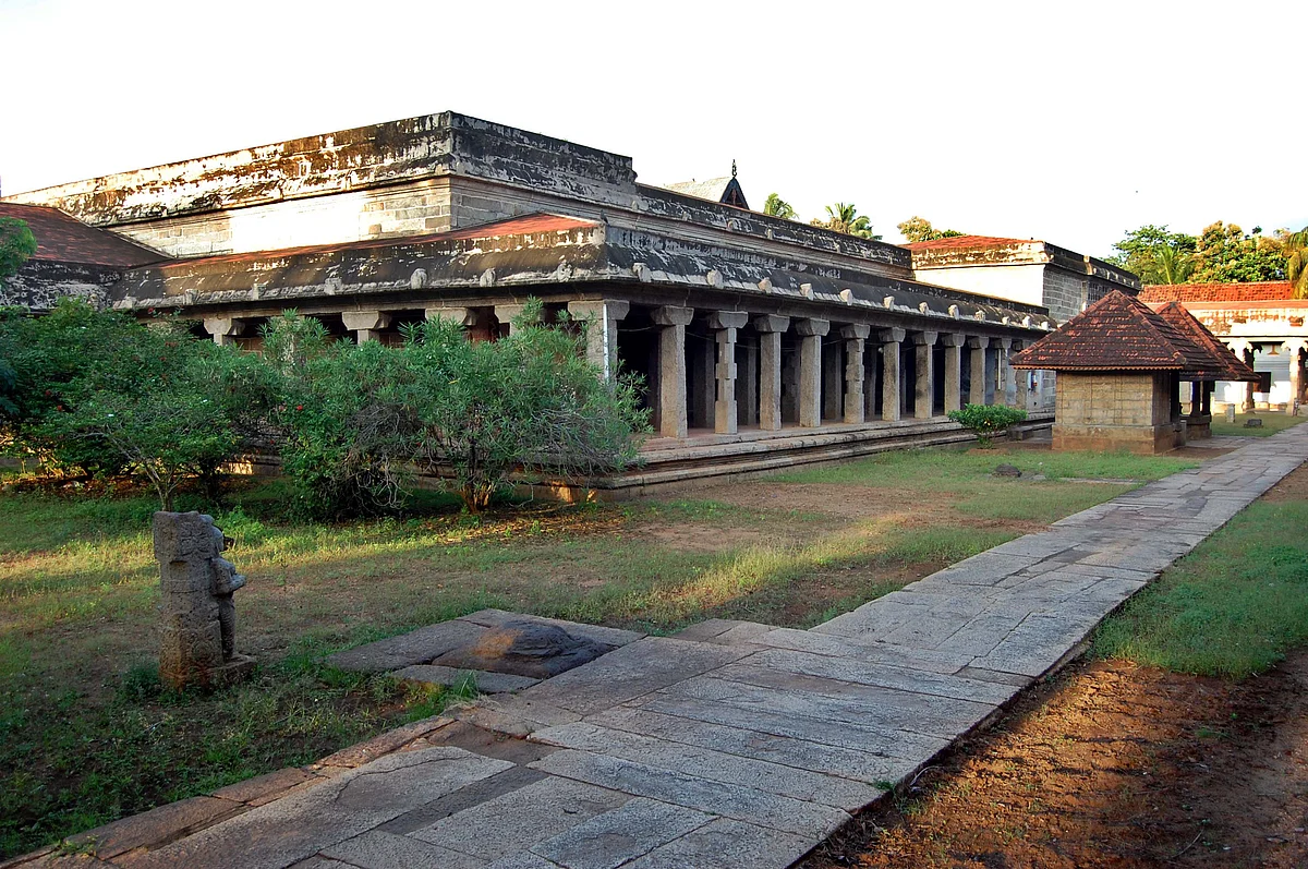 திருவட்டார் ஆதிகேசவ பெருமாள் திருக்கோயில் பிரகாரங்கள்
