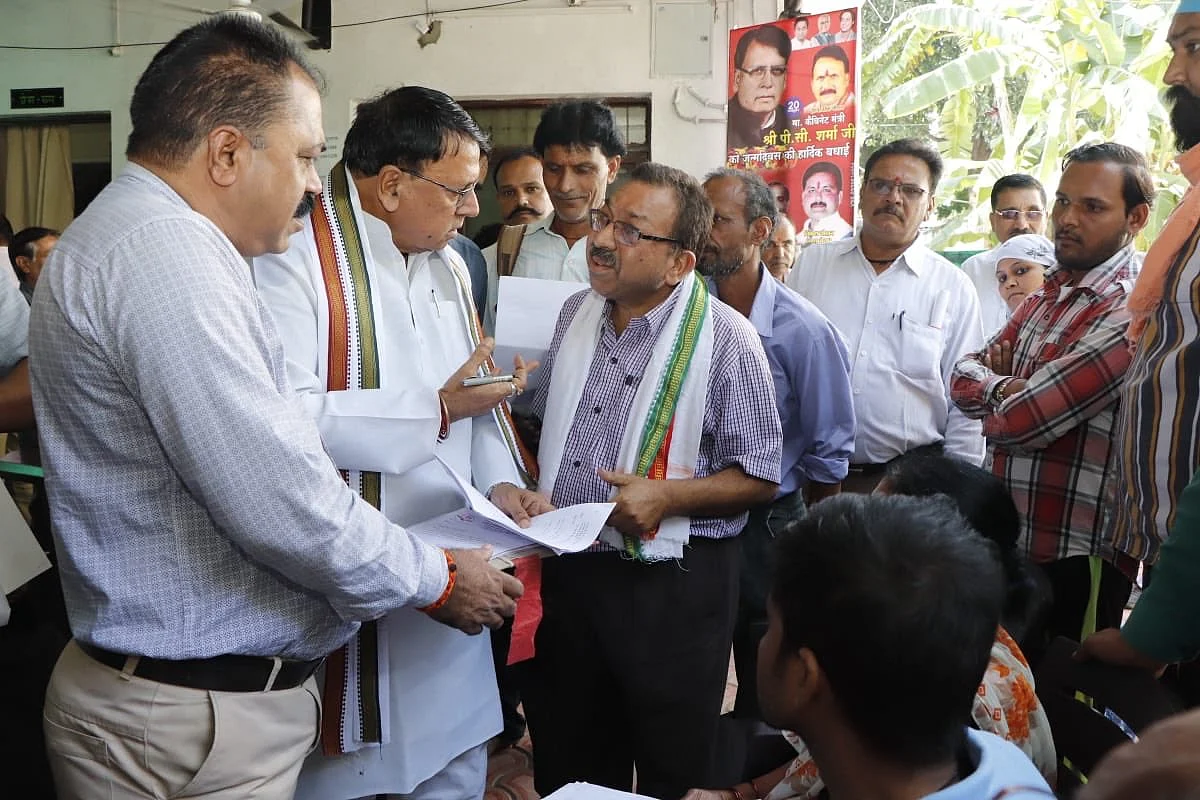 அமைச்சர் பி.சி.சர்மா