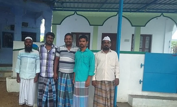 அமைச்சரைச் சந்திக்கச் சென்றவர்கள்