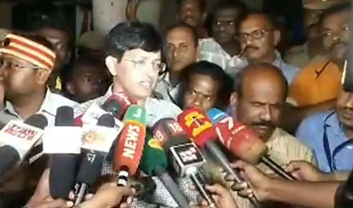 ராதாகிருஷ்ணன்