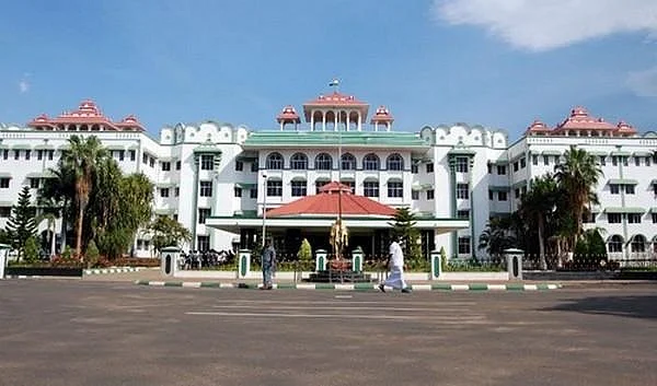 மதுரை உயர் நீதிமன்றம்