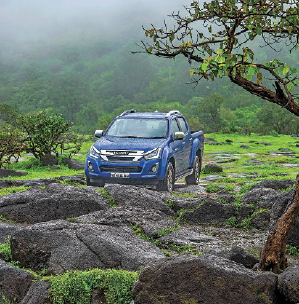 இசுஸூ D–மேக்ஸ் V–க்ராஸ் Z-Prestige