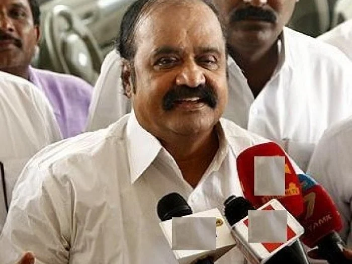 `டி.டி.வி-யை நம்பி வீணாய்ப் போனோம்; எடப்பாடி வீறுநடை போடுகிறார்!'- முதல்வரை சந்தித்த புகழேந்தி