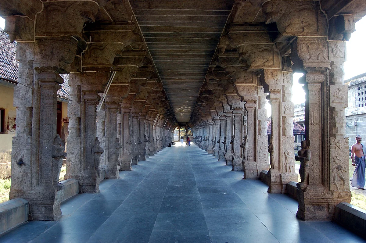திருவட்டார் ஆதிகேசவ பெருமாள் திருக்கோயில் கலைநயம்மிக்க பிரகாரங்கள்