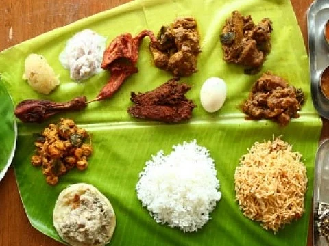 `குடித்துவிட்டுச் சிக்கினால் ஊருக்கே கறி விருந்து வைக்கணும்!'- விநோத தண்டனை விதிக்கும் கிராமம்