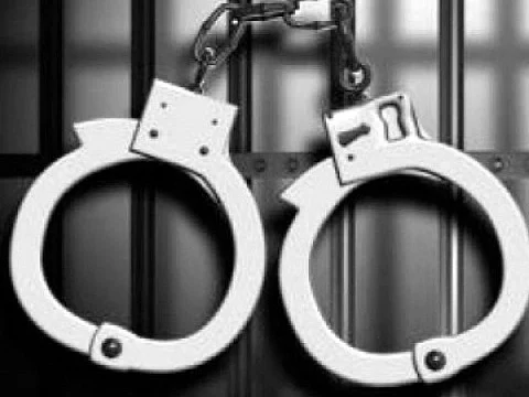 5 ஆண்டுகள் காதல்; திருமணமான 5 மாதத்தில் விரிசல்!- செல்போனால் சிக்கிய சென்னை கானா பாடகர்