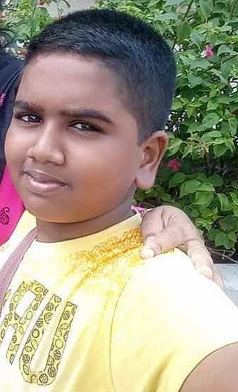 அகிலன்