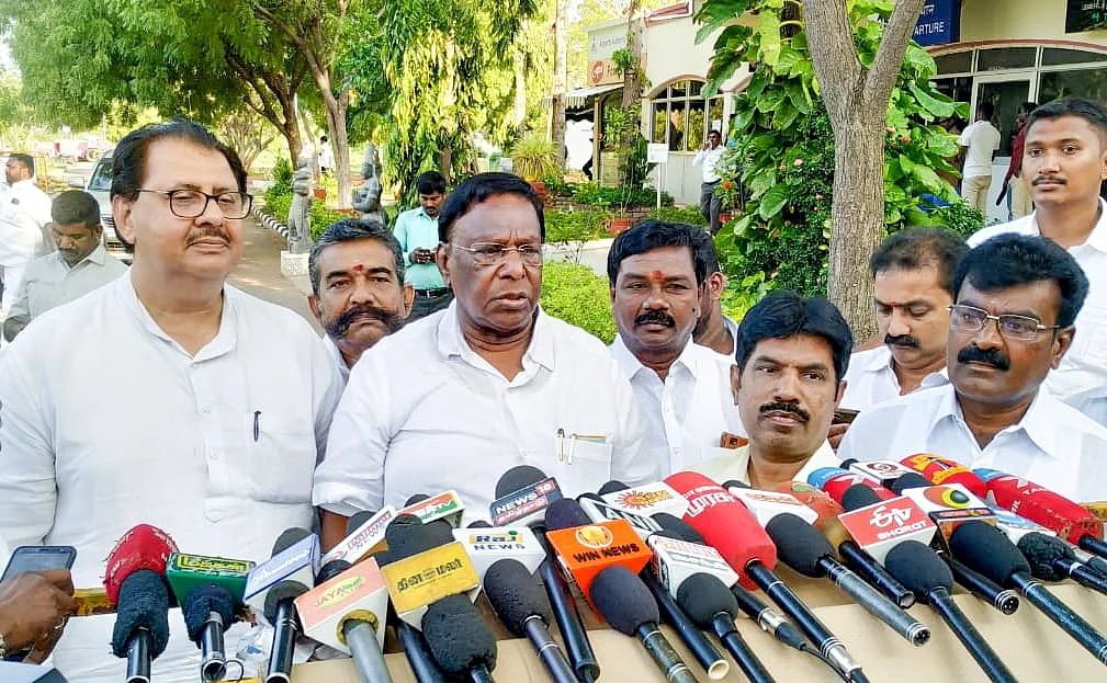 புதுவை முதல்வர் நாராயணசாமி
