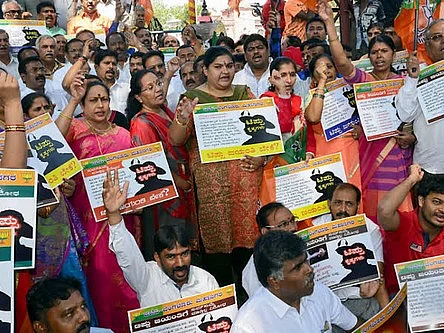 திப்பு சுல்தான் மீது குடகு மக்கள் பாய்வது ஏன்? ஒரு வஞ்சக பின்னணி